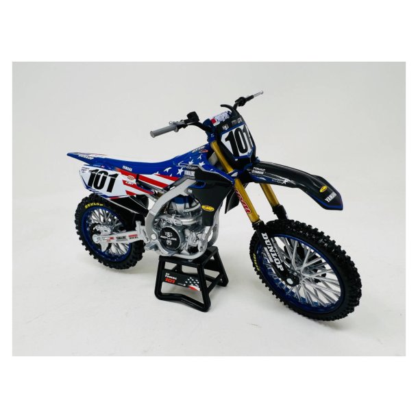 Model Crosser 1:12